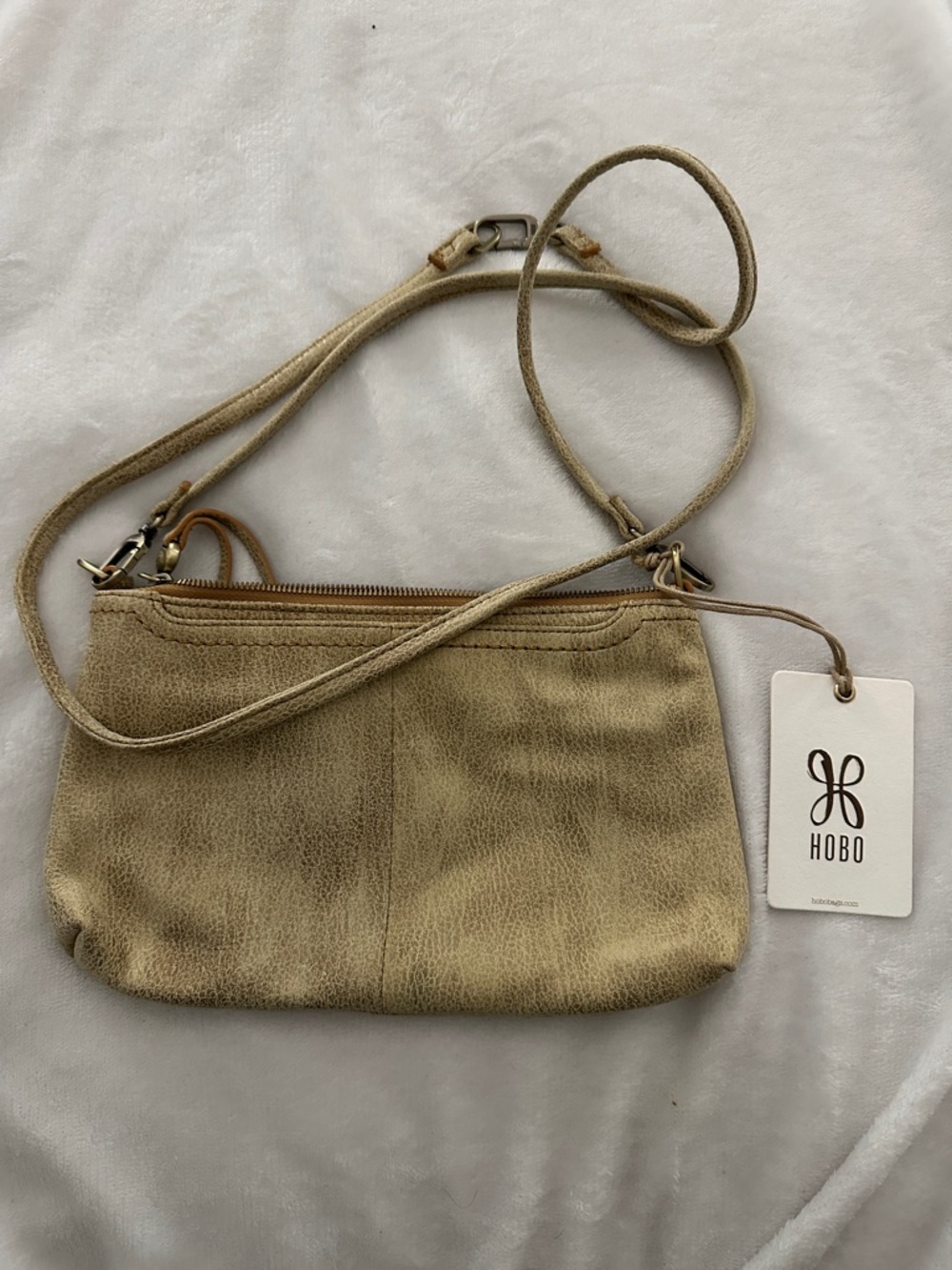 HOBO Darcy Gold Leaf Soft leather Crossbody/wristlet Bag with Adjustable Strap